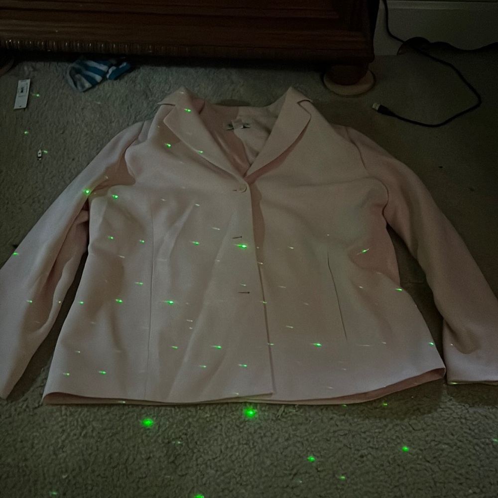 Women’s Light Pink Suit Jacket/Blazier/Button Up